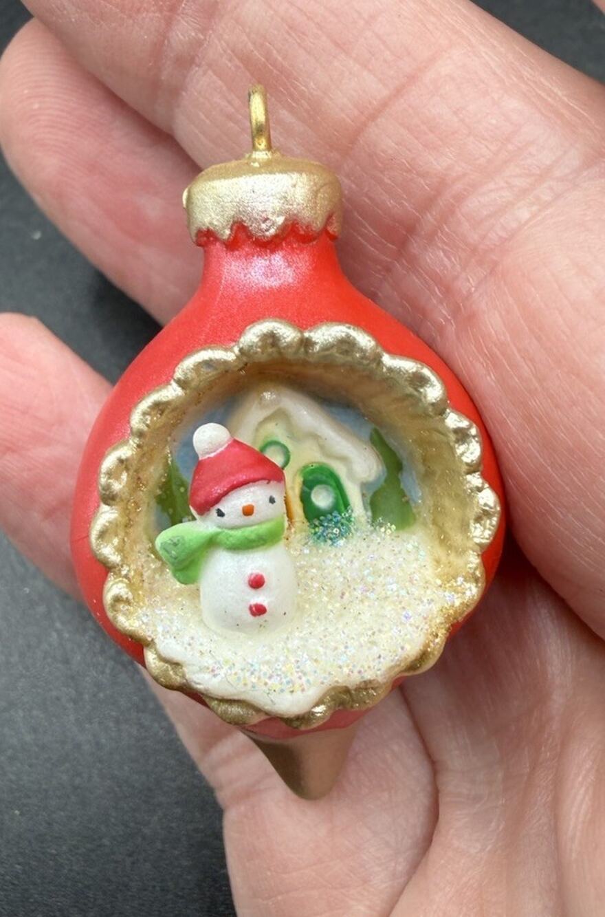 Hallmark Keepsake Mini Ornament 1st In A World Within Series Snowman NO BOX LO22